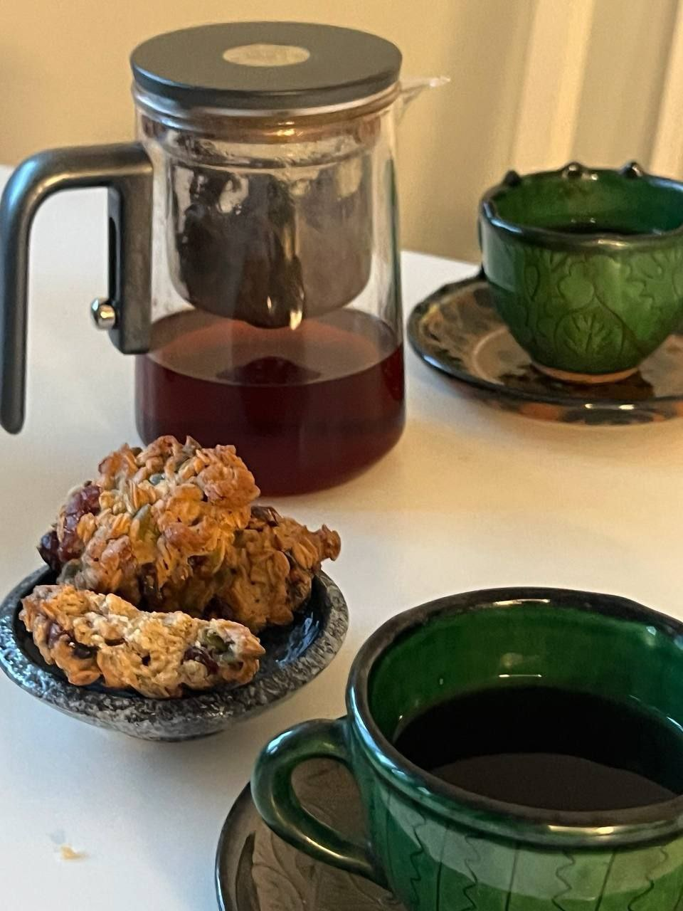 Заваренный красный чай